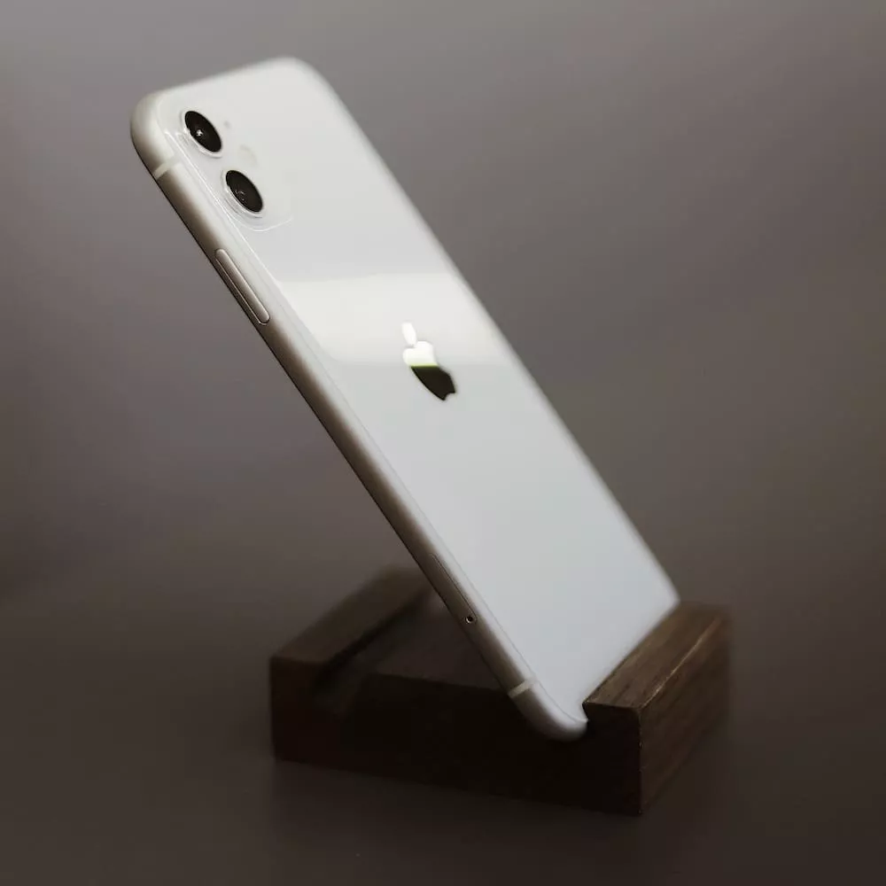 Iphone 11 ホワイト Смартфон Apple iPhone 11 128GB White (slim box) (MHDJ3